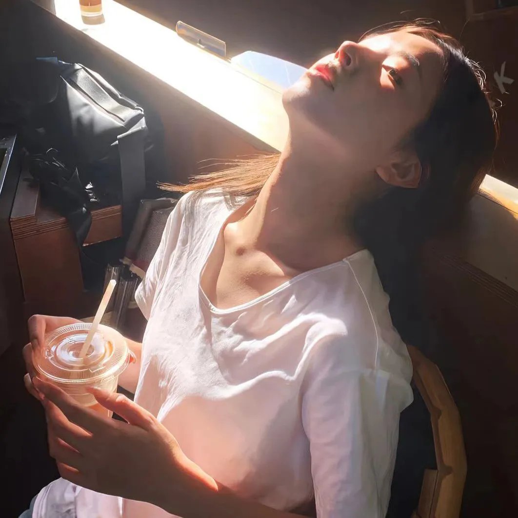 深红的金子